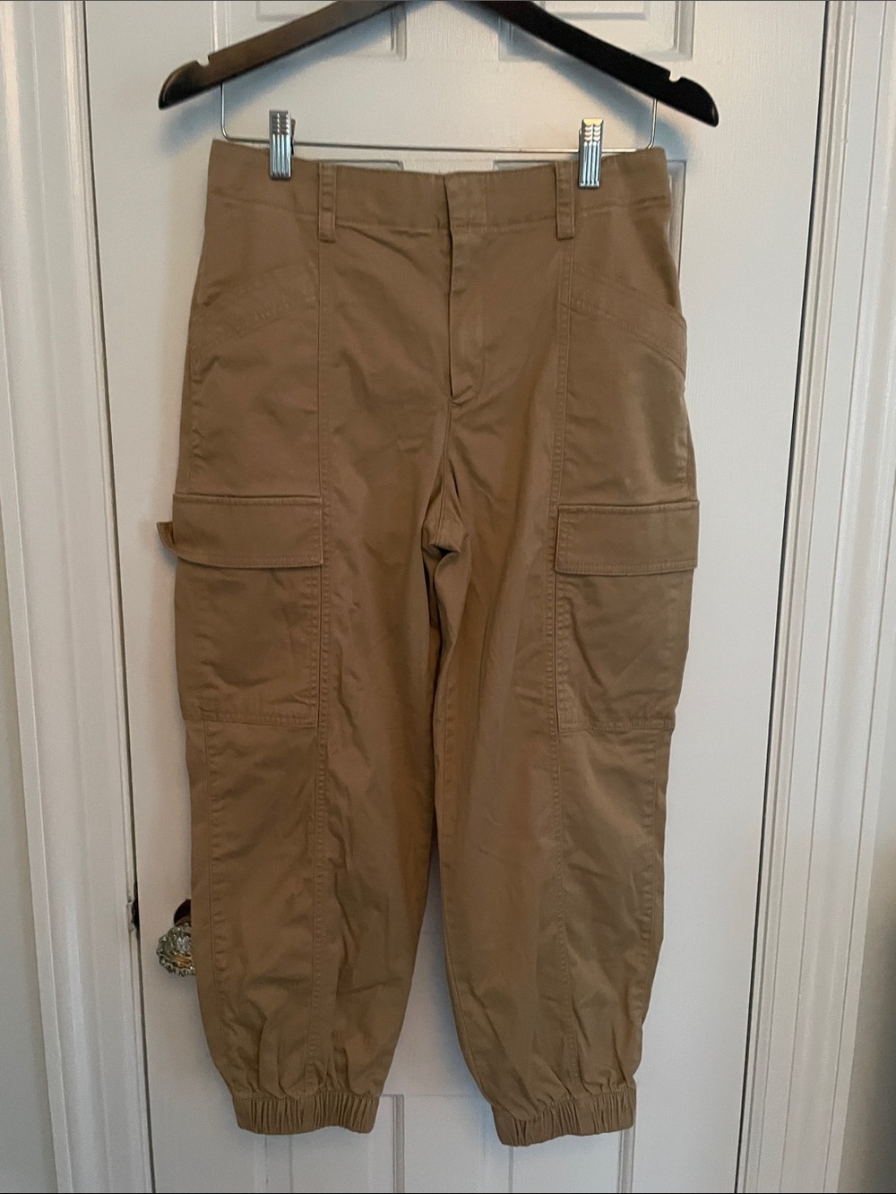 GAP Women's Khaki Cargo Jogger Pants